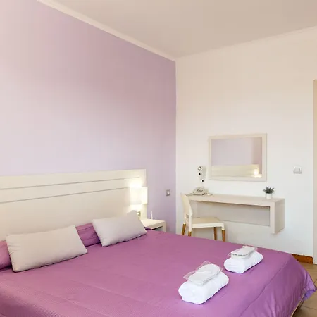 Terinikos Sunny Garden & Junior Aparthotel 2*