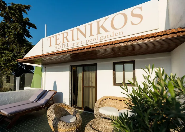 Lejlighedshotel Terinikos Sunny Garden & Junior 2*