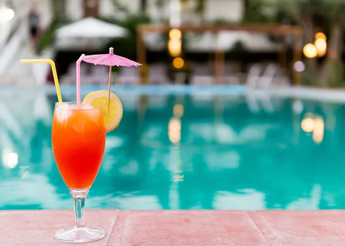 Lejlighedshotel Terinikos Sunny Garden & Junior 2*