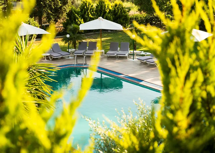 Lejlighedshotel Terinikos Sunny Garden & Junior 2*