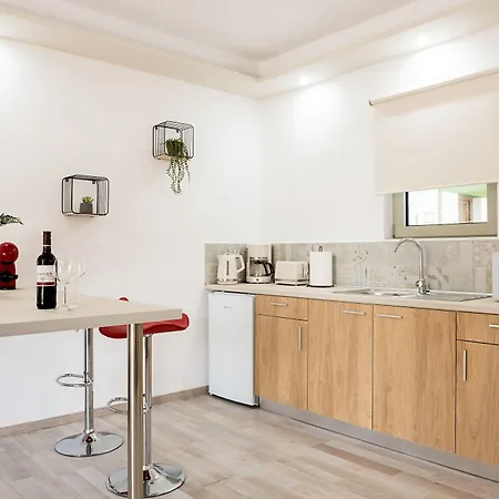 Hotel apartamentowy Terinikos Sunny Garden Junior 2*