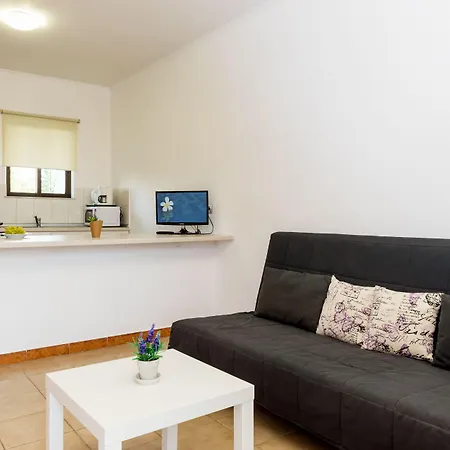 Terinikos Sunny Garden & Junior Aparthotel 2*