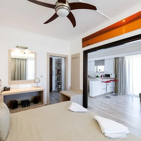 Terinikos Sunny Garden & Junior 2*