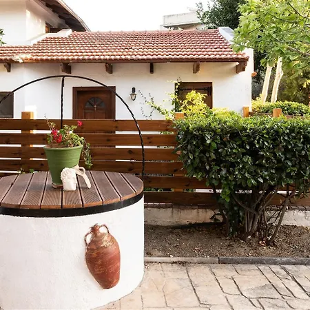 Hotel de apartamente Terinikos Sunny Garden & Junior