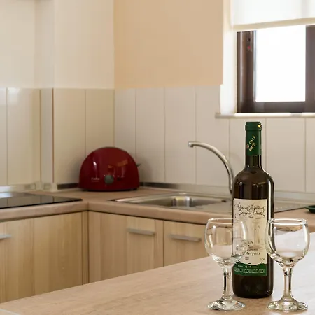 Terinikos Sunny Garden & Junior 2*