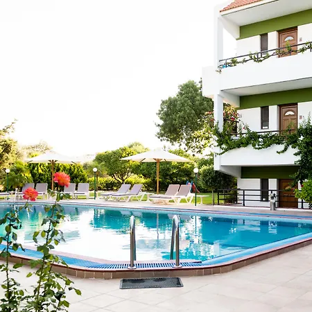Apart Otel Terinikos Sunny Garden & Junior 2*