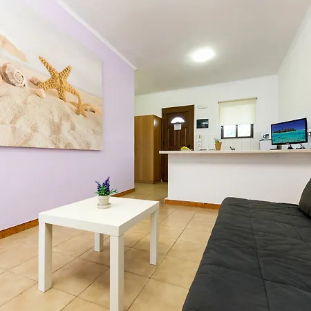 Terinikos Sunny Garden Junior Apartmanhotel