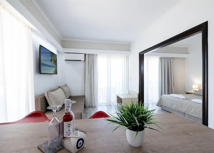 Terinikos Sunny Garden & Junior Hotel apartamentowy Jalisos