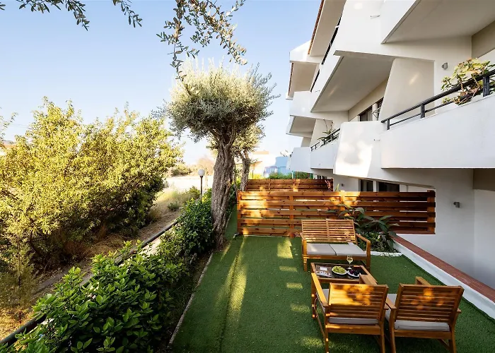 Hotel apartamentowy Terinikos Sunny Garden & Junior