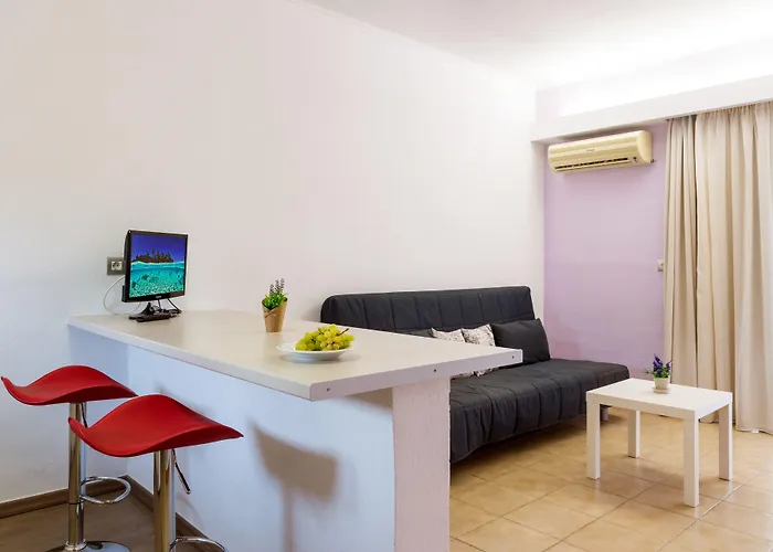 Terinikos Sunny Garden & Junior 2*