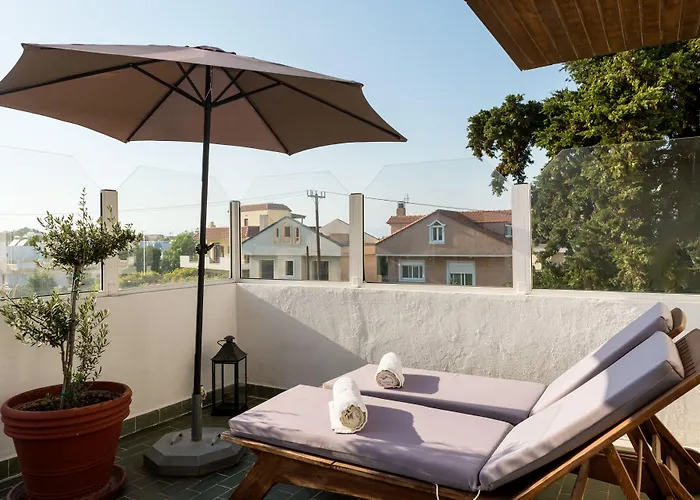 Terinikos Sunny Garden & Junior 2*