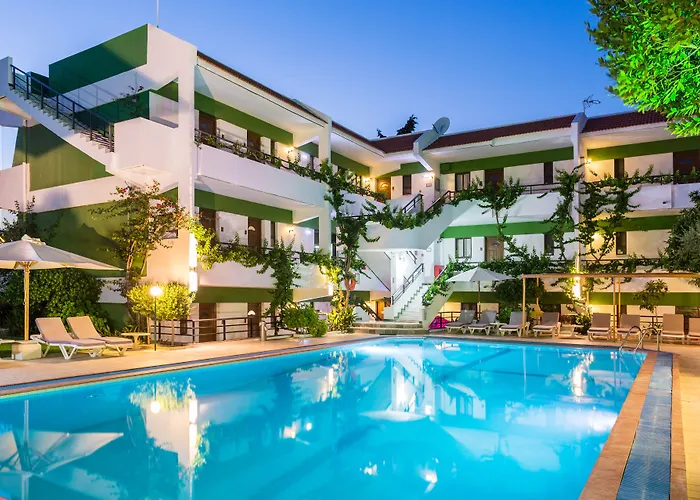 Terinikos Sunny Garden & Junior 2*