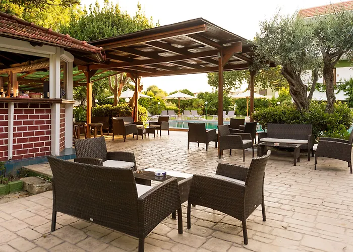 Terinikos Sunny Garden & Junior 2*